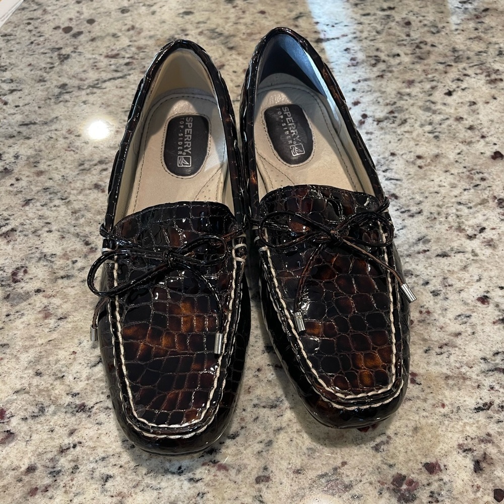 Sperry Topsider Leather Flats - Picture 1 of 6